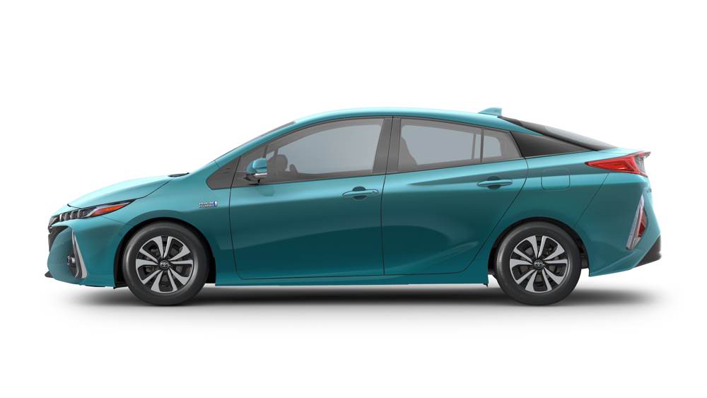 2017_Toyota_Prius_side